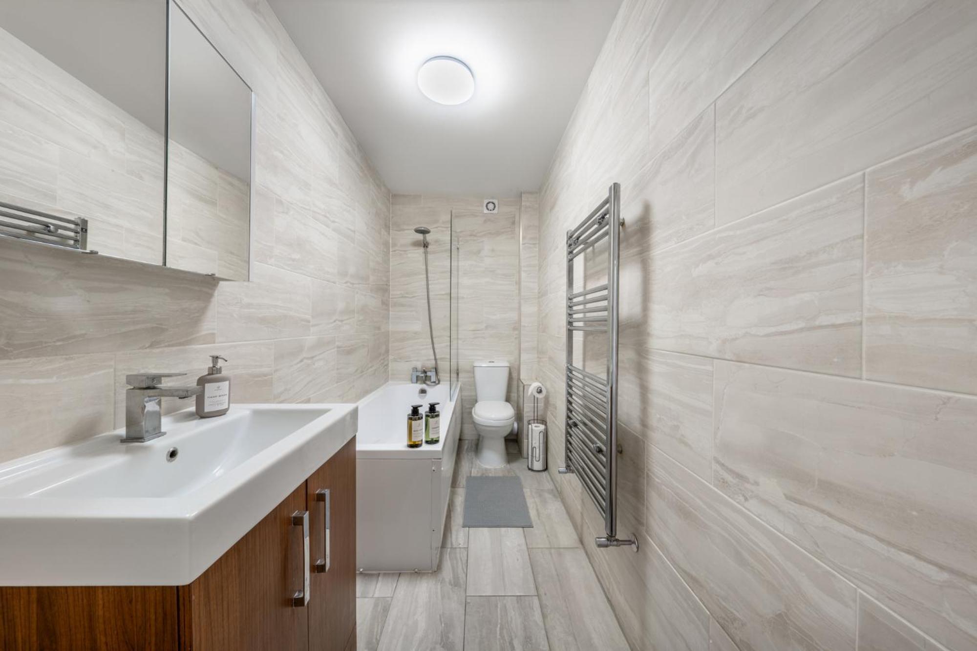 Апартаменты Central Watford Retreat By Hampton - Ideal For Contractors & Leisure Guests Экстерьер фото